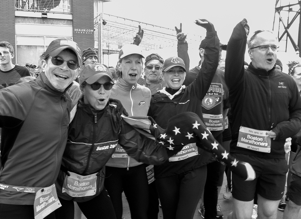 boston-marathoners-bw-editorial-carolynbates