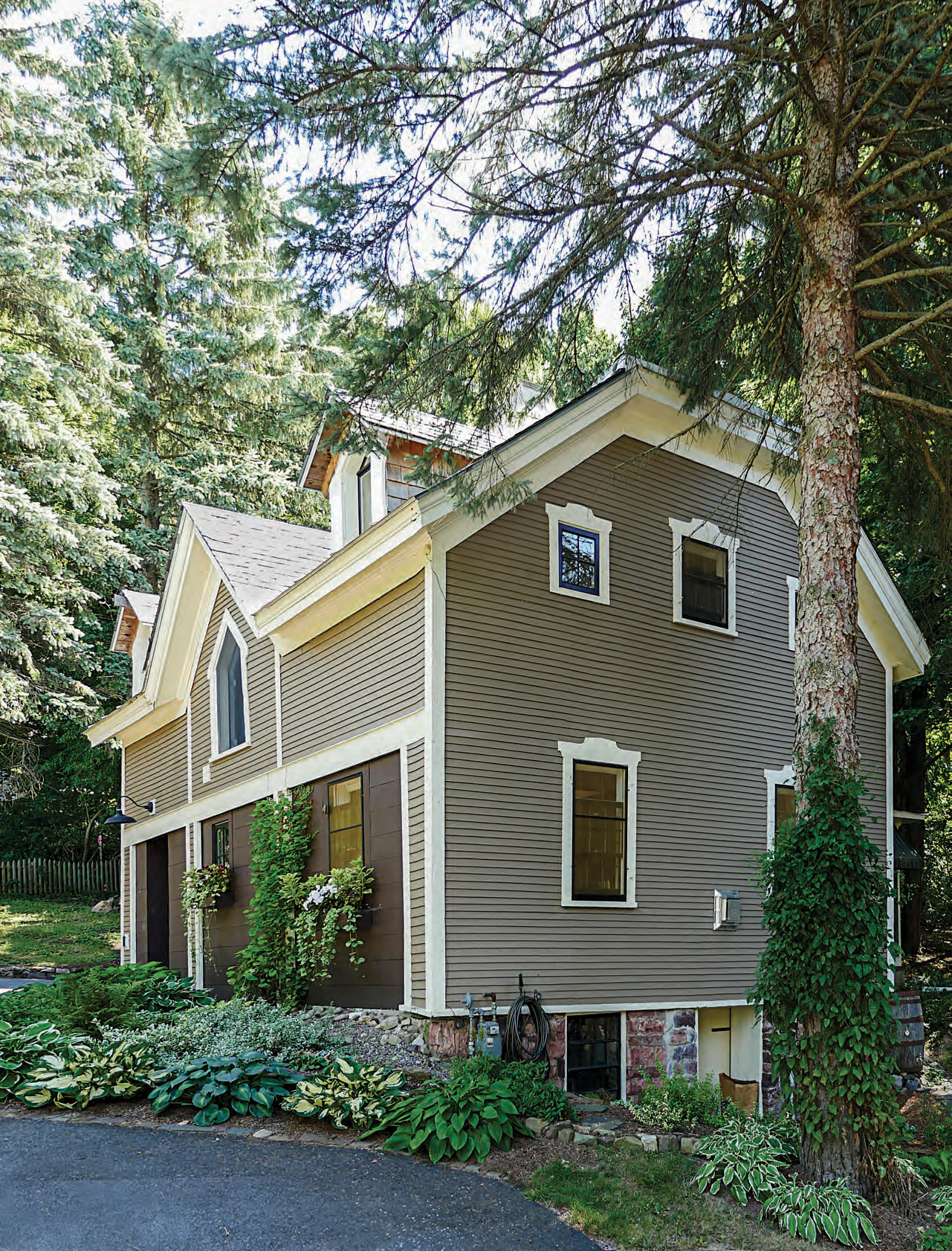 A Cozy Carriage House Conversion Exterior